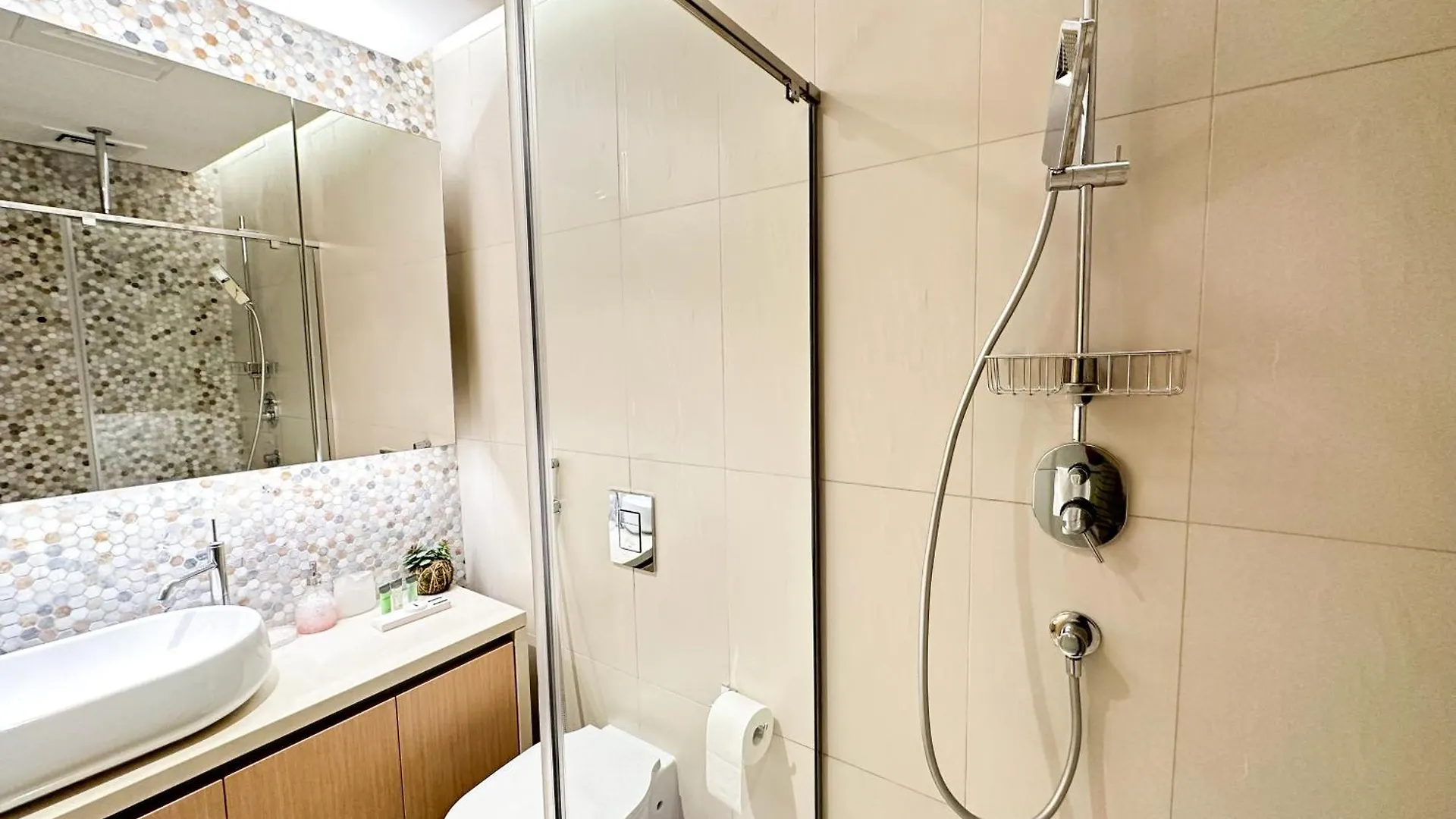 Sophisticated 2Br In Mayan With Golf View 905 Abu Dhabi Apartment